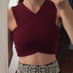 LF Emma & Sam Criss Cross Crop Top